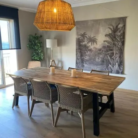 Primera Linea De Mar Y Playa דירה
